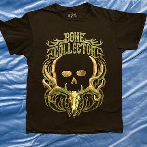 Skull T-Shirt Bone Collector Men's Medium Black Graphic Short Sleeve Tee